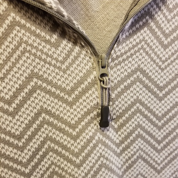 Eddie Bauer gray pullover - Picture 4 of 5